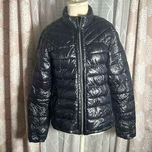 GAP Women's Slim Puffer Jacket - Size Medium - Primaloft
